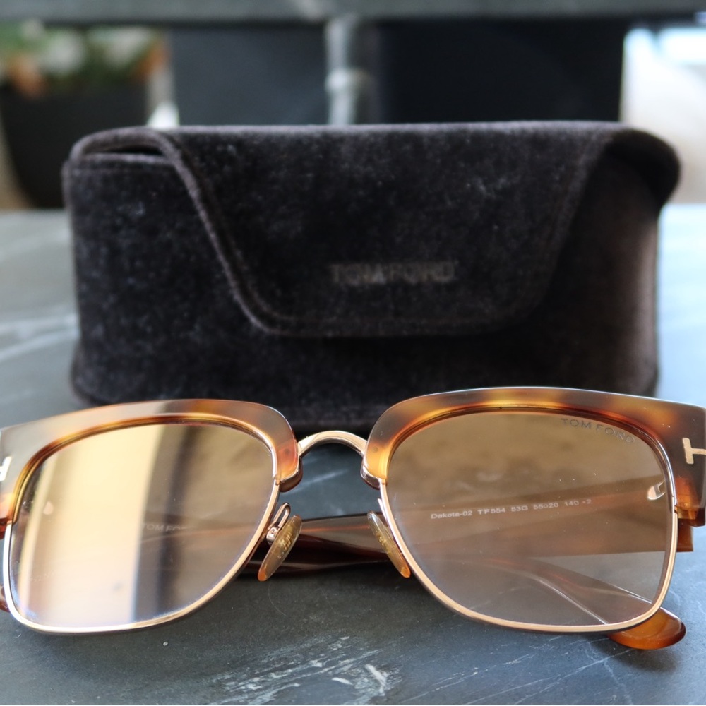 Tom Ford Dakota-02 TF554 Sunglasses – Lightly Worn with case